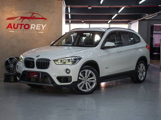 BMW X1 2.0 16V TURBO ACTIVEFLEX SDRIVE20I X-LINE 4P AUTOMÁTICO BMW X1 2.0 16V TURBO ACTIVEFLEX SDRIVE20I X-LINE 4P AUTOMÁTICO
